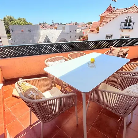 Relaxed 3 Bedrooms Penthouse In The Heart Of Historic Center, Few Steps From The アパート