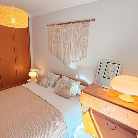 Relaxed 3 Bedrooms Penthouse In The Heart Of Historic Center, Few Steps From The קסקאיס