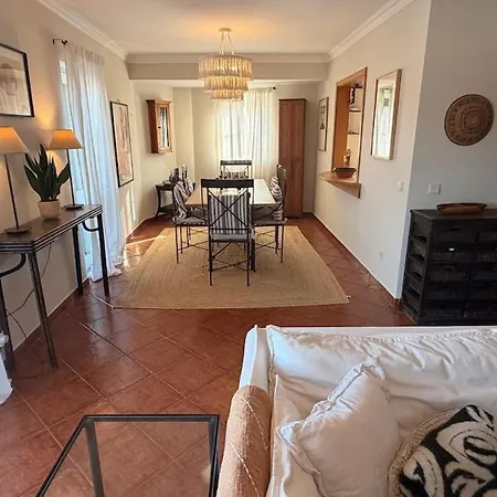 アパート Relaxed 3 Bedrooms Penthouse In The Heart Of Historic Center, Few Steps From The カスカイス