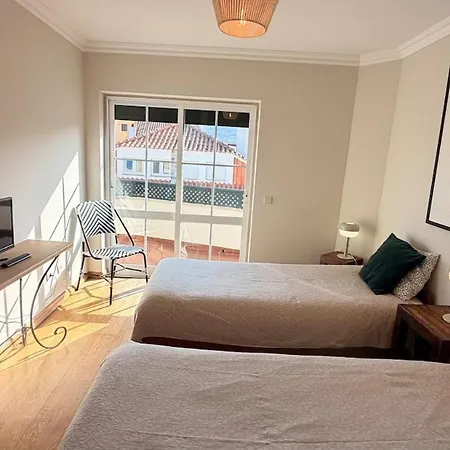 Relaxed 3 Bedrooms Penthouse In The Heart Of Historic Center, Few Steps From The דירה