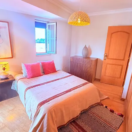 Relaxed 3 Bedrooms Penthouse In The Heart Of Historic Center, Few Steps From The דירה *