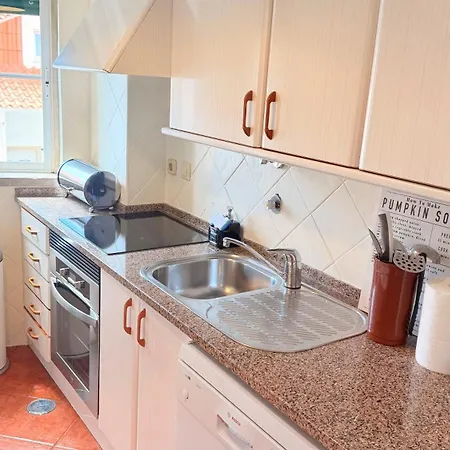 Relaxed 3 Bedrooms Penthouse In The Heart Of Historic Center, Few Steps From The דירה *